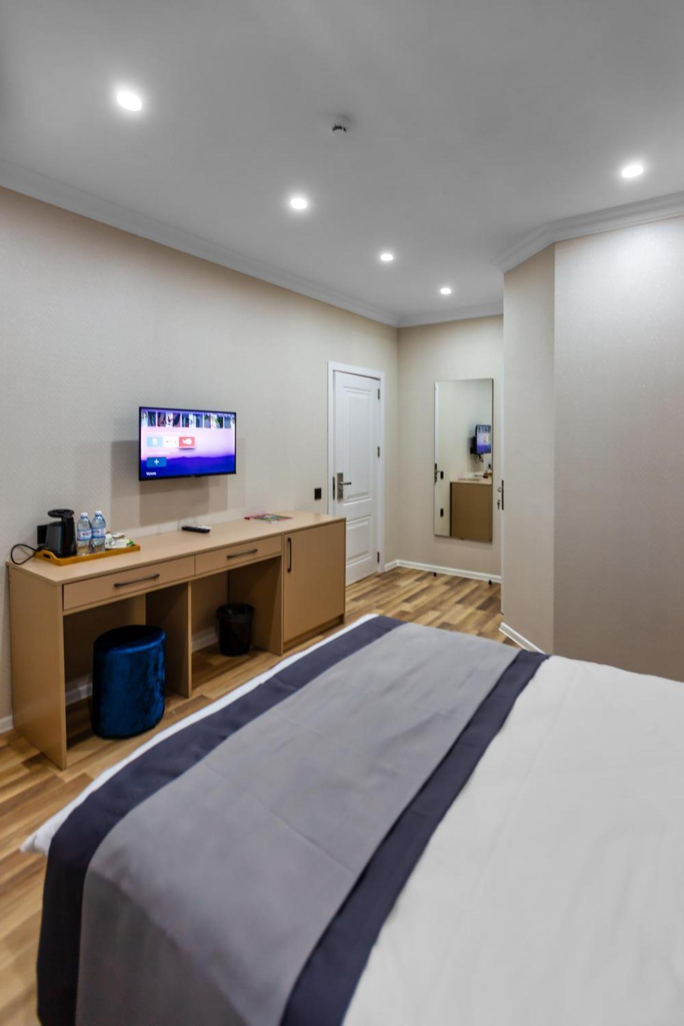 Hillside City Center Hotel Баку Екстериор снимка