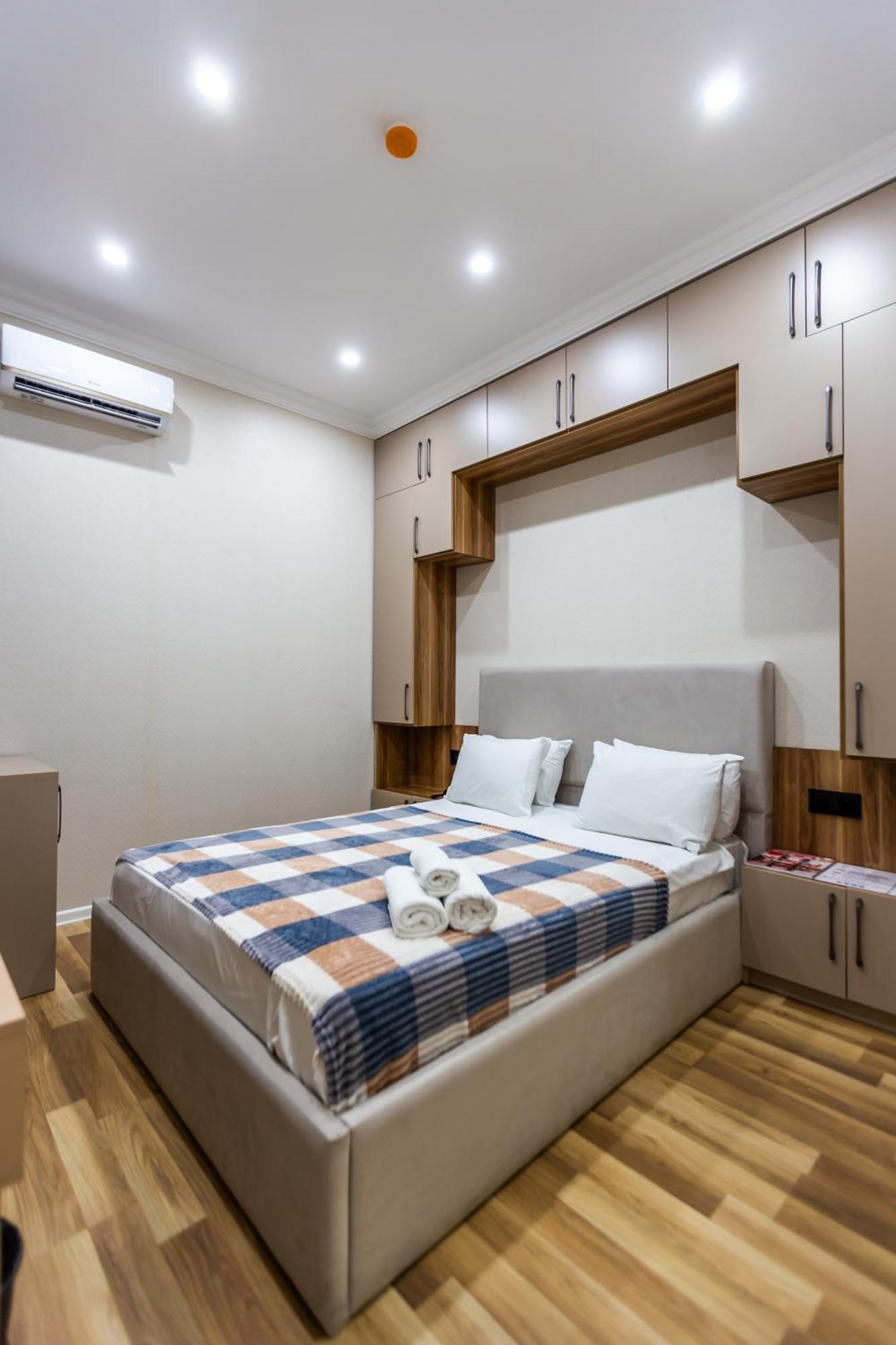 Hillside City Center Hotel Баку Екстериор снимка