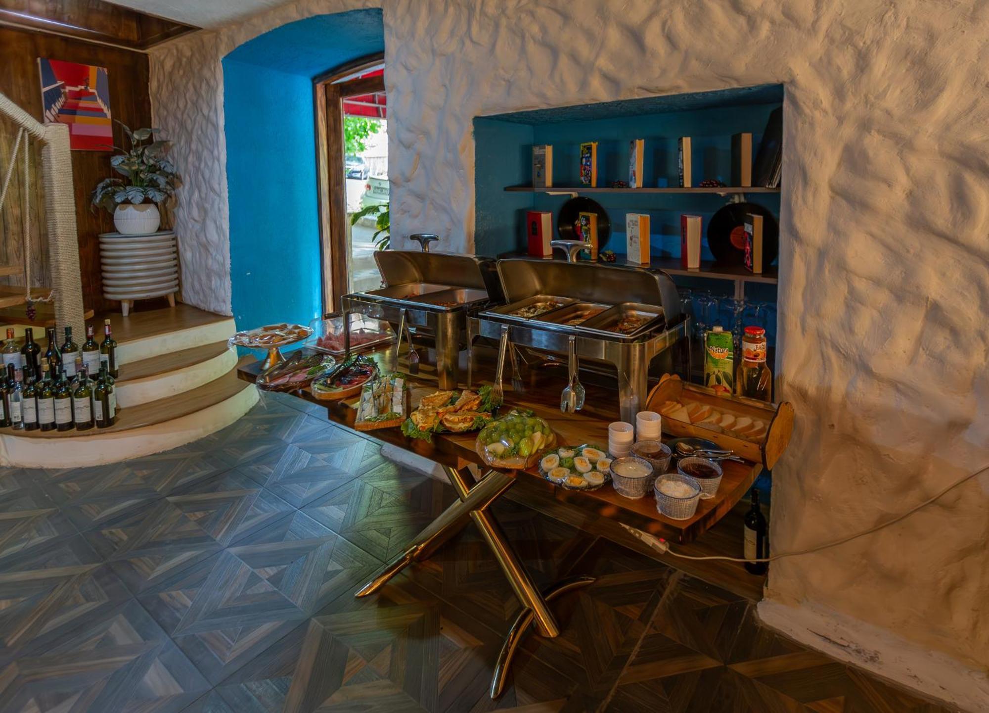 Hillside City Center Hotel Баку Екстериор снимка