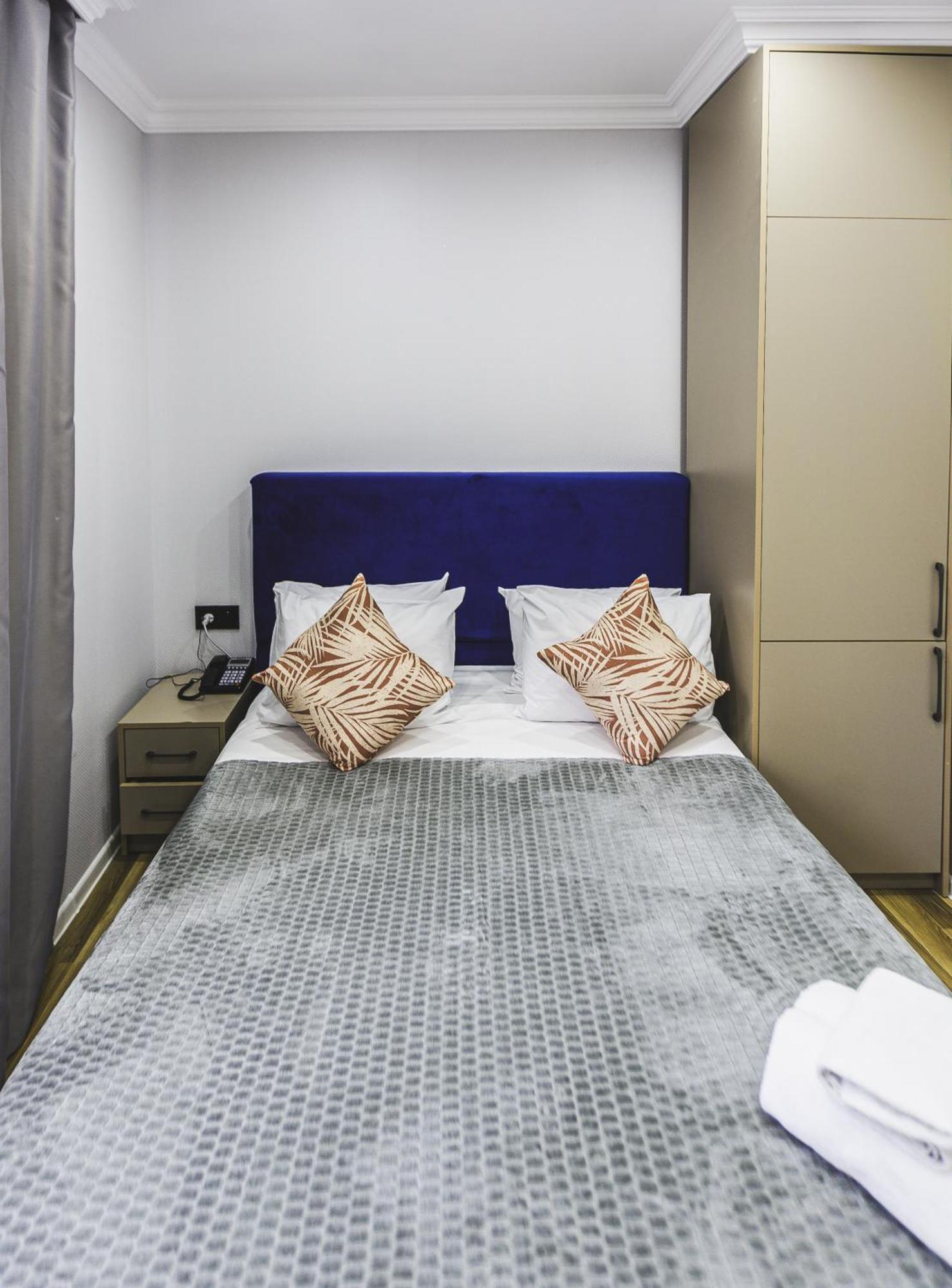 Hillside City Center Hotel Баку Екстериор снимка